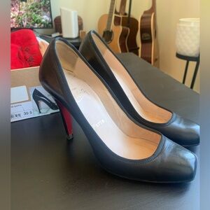 Authentic Louboutin Petit Rat 100 Size 39.5